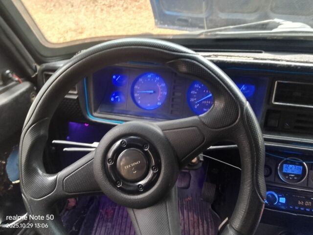 Синий ВАЗ 2107, объемом двигателя 1.3 л и пробегом 303 тыс. км за 595 $, фото 17 на Automoto.ua