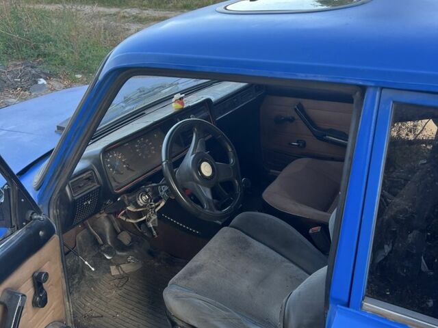 Синий ВАЗ 2107, объемом двигателя 1.5 л и пробегом 100 тыс. км за 400 $, фото 3 на Automoto.ua