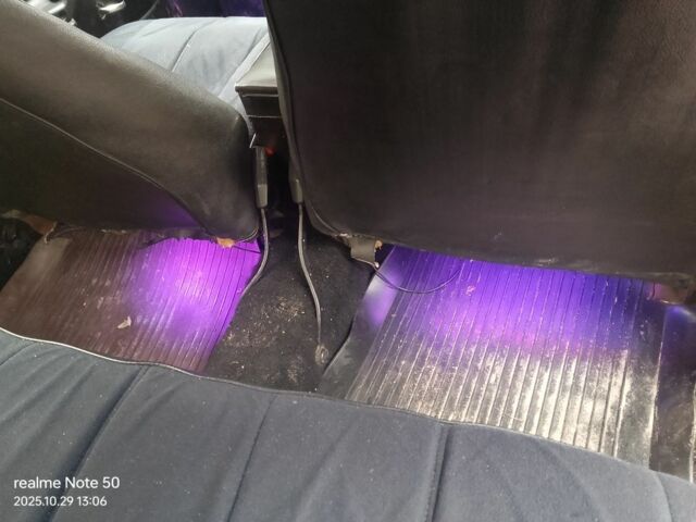 Синий ВАЗ 2107, объемом двигателя 1.3 л и пробегом 303 тыс. км за 595 $, фото 14 на Automoto.ua