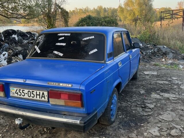 Синий ВАЗ 2107, объемом двигателя 1.5 л и пробегом 100 тыс. км за 400 $, фото 1 на Automoto.ua