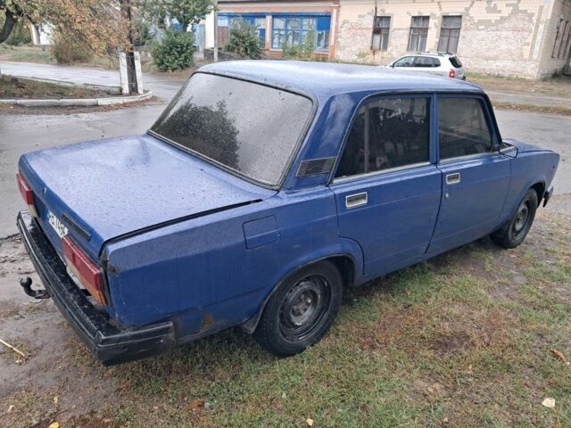 Синий ВАЗ 2107, объемом двигателя 1.3 л и пробегом 100 тыс. км за 486 $, фото 2 на Automoto.ua