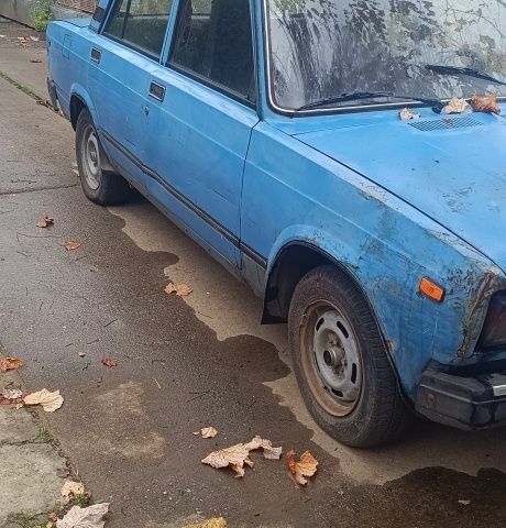 Синий ВАЗ 2107, объемом двигателя 1 л и пробегом 12 тыс. км за 310 $, фото 2 на Automoto.ua