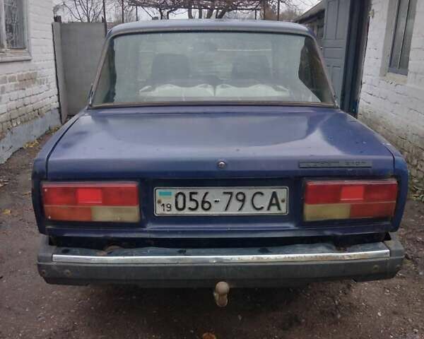 Синий ВАЗ 2107, объемом двигателя 1.5 л и пробегом 300 тыс. км за 850 $, фото 1 на Automoto.ua