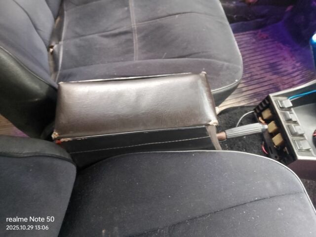 Синий ВАЗ 2107, объемом двигателя 1.3 л и пробегом 303 тыс. км за 595 $, фото 16 на Automoto.ua