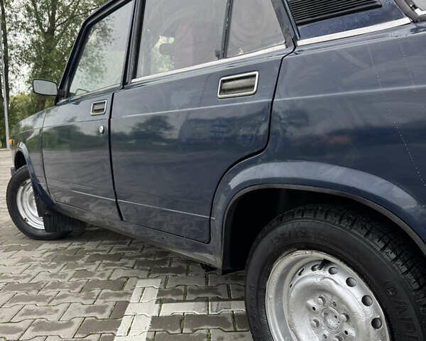 ВАЗ 2107 1988 в Хмельницком на Automoto.ua Синий ВАЗ 2107, объемом двигателя 1.5 л и пробегом 126 тыс. км за 1000 $, фото 11 на Automoto.ua