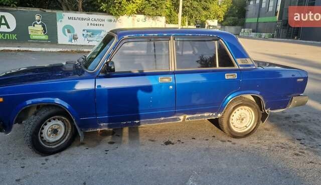 ВАЗ 2107 1988 в Каменце-Подольском на Automoto.ua Синий ВАЗ 2107, объемом двигателя 1.5 л и пробегом 380 тыс. км за 1650 $, фото 6 на Automoto.ua