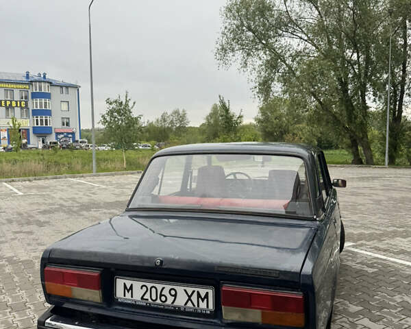 ВАЗ 2107 1988 в Хмельницком на Automoto.ua Синий ВАЗ 2107, объемом двигателя 1.5 л и пробегом 126 тыс. км за 1000 $, фото 6 на Automoto.ua