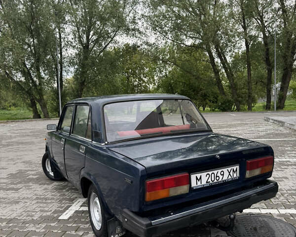 ВАЗ 2107 1988 в Хмельницком на Automoto.ua Синий ВАЗ 2107, объемом двигателя 1.5 л и пробегом 126 тыс. км за 1000 $, фото 7 на Automoto.ua