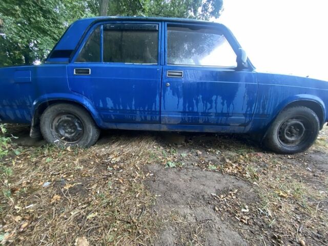 Синий ВАЗ 2107, объемом двигателя 1.6 л и пробегом 25 тыс. км за 550 $, фото 6 на Automoto.ua