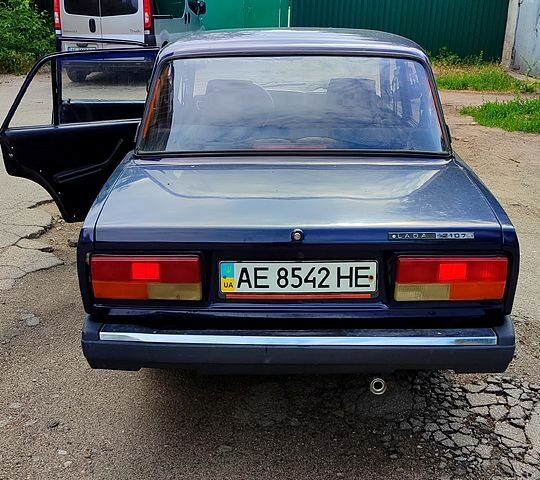 Синий ВАЗ 2107, объемом двигателя 1.5 л и пробегом 45 тыс. км за 900 $, фото 4 на Automoto.ua