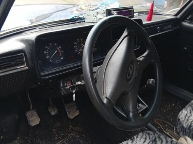 Синий ВАЗ 2107, объемом двигателя 1.5 л и пробегом 95 тыс. км за 1181 $, фото 5 на Automoto.ua