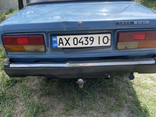 Синий ВАЗ 2107, объемом двигателя 1.6 л и пробегом 300 тыс. км за 899 $, фото 2 на Automoto.ua