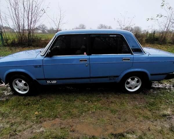 Синий ВАЗ 2107, объемом двигателя 1.5 л и пробегом 100 тыс. км за 1000 $, фото 3 на Automoto.ua