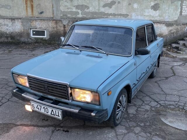 Синий ВАЗ 2107, объемом двигателя 1.5 л и пробегом 71 тыс. км за 700 $, фото 2 на Automoto.ua