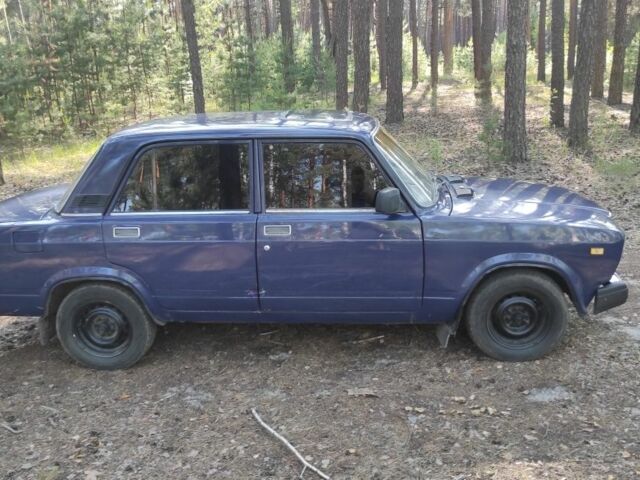 Синий ВАЗ 2107, объемом двигателя 1 л и пробегом 82 тыс. км за 720 $, фото 4 на Automoto.ua