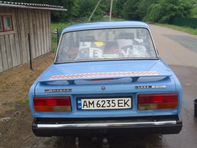Синий ВАЗ 2107, объемом двигателя 1.5 л и пробегом 100 тыс. км за 1000 $, фото 4 на Automoto.ua