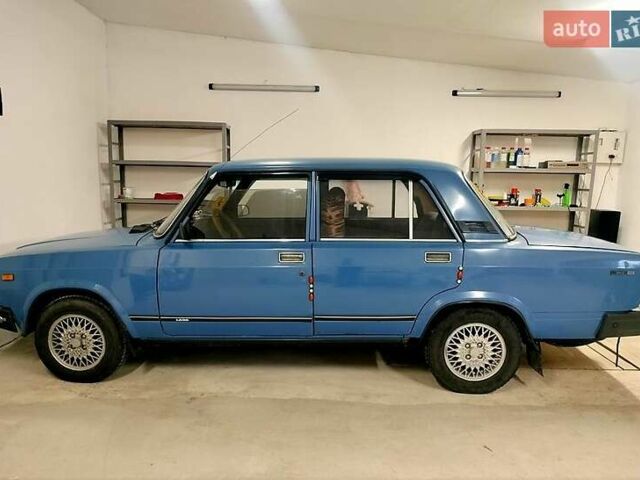 Синій ВАЗ 2107, об'ємом двигуна 1.3 л та пробігом 100 тис. км за 1250 $, фото 3 на Automoto.ua