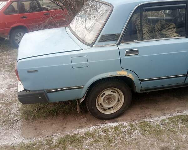 Синий ВАЗ 2107, объемом двигателя 1.5 л и пробегом 100 тыс. км за 1000 $, фото 6 на Automoto.ua