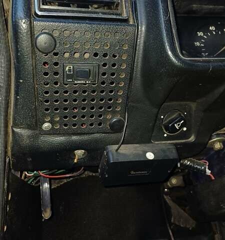 Синий ВАЗ 2107, объемом двигателя 1.45 л и пробегом 244 тыс. км за 800 $, фото 21 на Automoto.ua