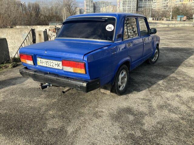 Синий ВАЗ 2107, объемом двигателя 1.6 л и пробегом 333 тыс. км за 391 $, фото 3 на Automoto.ua