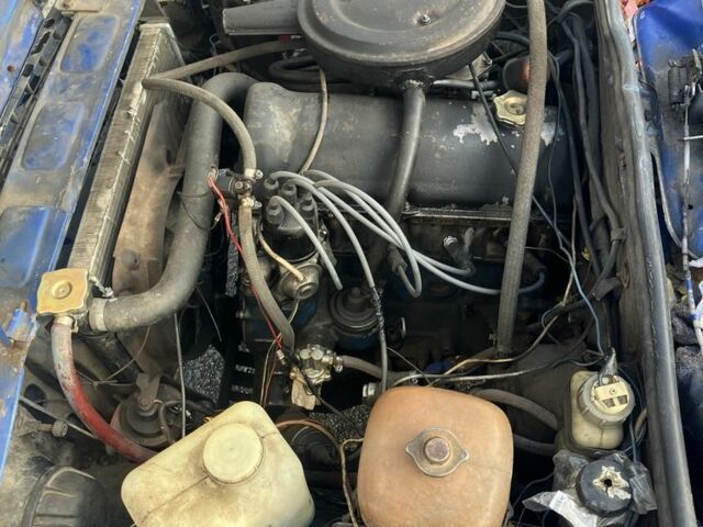 Синий ВАЗ 2107, объемом двигателя 1.6 л и пробегом 333 тыс. км за 391 $, фото 4 на Automoto.ua