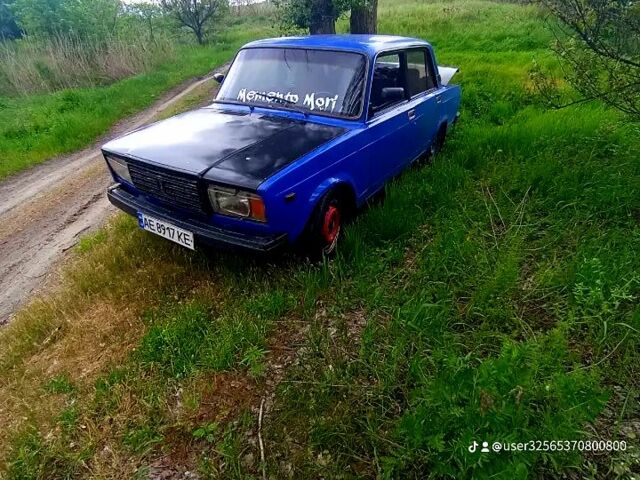 Синій ВАЗ 2107, об'ємом двигуна 1.5 л та пробігом 0 тис. км за 700 $, фото 1 на Automoto.ua