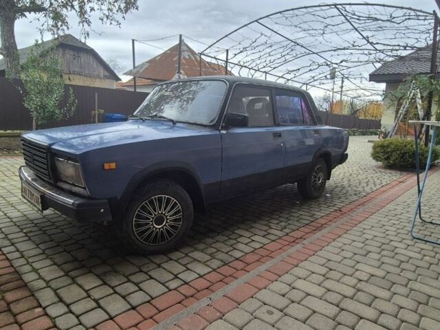 ВАЗ 2107 1990 в Иршава на Automoto.ua Синий ВАЗ 2107, объемом двигателя 0 л и пробегом 77 тыс. км за 287 $, фото 7 на Automoto.ua