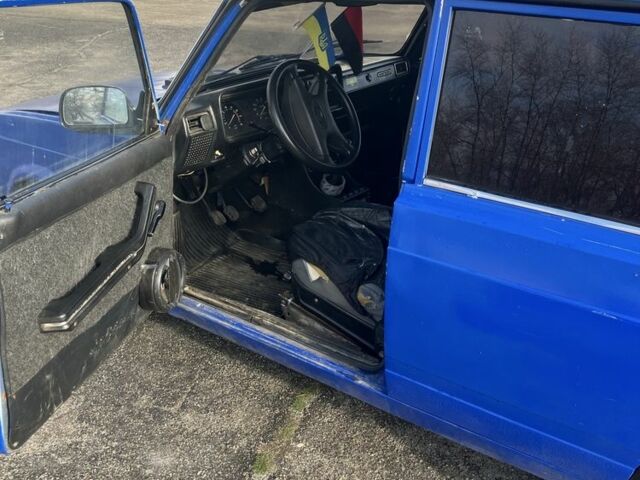 Синий ВАЗ 2107, объемом двигателя 1.6 л и пробегом 333 тыс. км за 391 $, фото 5 на Automoto.ua