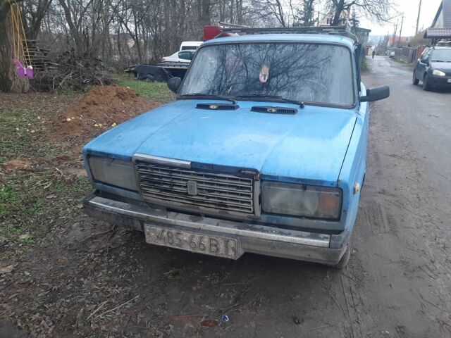 Синий ВАЗ 2107, объемом двигателя 0 л и пробегом 260 тыс. км за 200 $, фото 3 на Automoto.ua