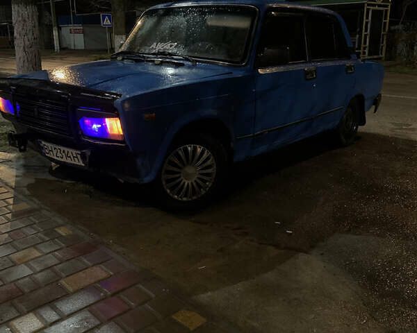 Синій ВАЗ 2107, об'ємом двигуна 1.3 л та пробігом 100 тис. км за 650 $, фото 2 на Automoto.ua