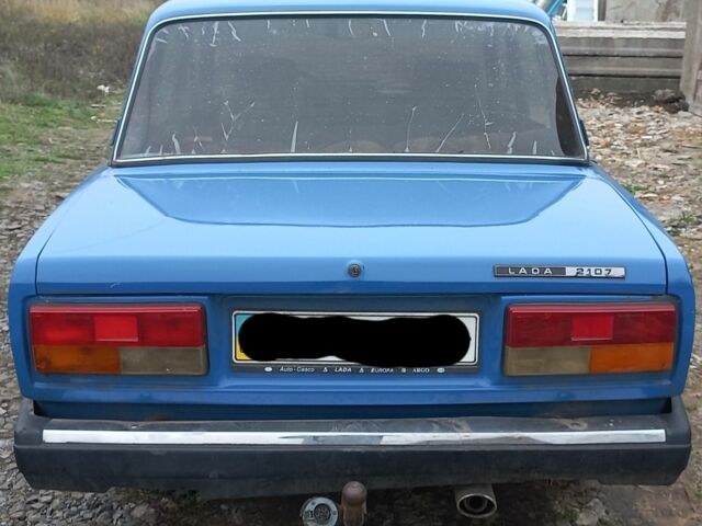 Синий ВАЗ 2107, объемом двигателя 1.5 л и пробегом 100 тыс. км за 811 $, фото 3 на Automoto.ua
