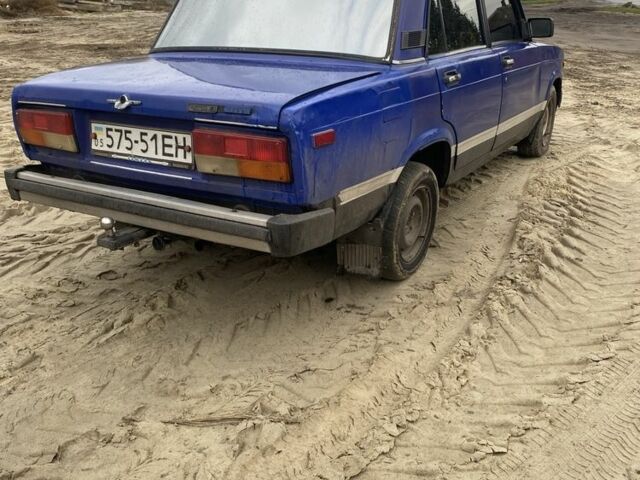 Синий ВАЗ 2107, объемом двигателя 1.5 л и пробегом 88 тыс. км за 646 $, фото 4 на Automoto.ua