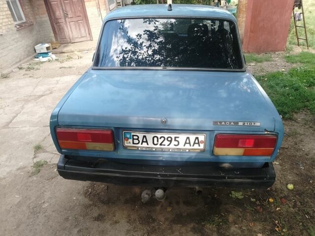 ВАЗ 2107 1990 в Смеле на Automoto.ua Синий ВАЗ 2107, объемом двигателя 0 л и пробегом 88 тыс. км за 595 $, фото 4 на Automoto.ua