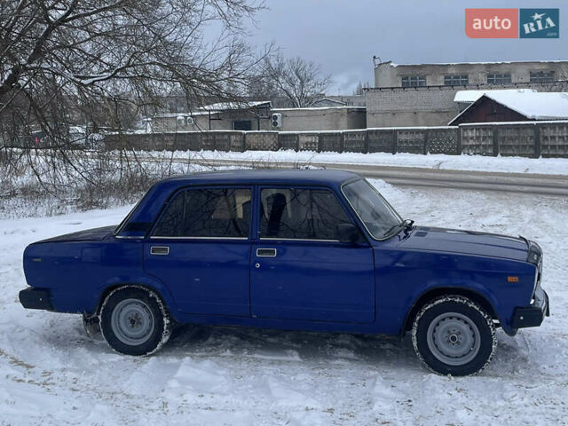 Синий ВАЗ 2107, объемом двигателя 1.5 л и пробегом 333 тыс. км за 1500 $, фото 3 на Automoto.ua