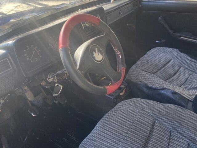 ВАЗ 2107 1990 в Одессе на Automoto.ua Синий ВАЗ 2107, объемом двигателя 1.6 л и пробегом 200 тыс. км за 499 $, фото 4 на Automoto.ua