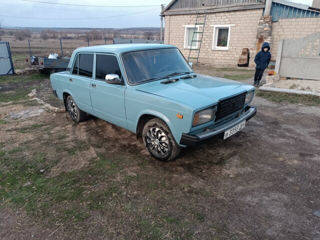 Синій ВАЗ 2107, об'ємом двигуна 1.6 л та пробігом 28 тис. км за 785 $, фото 3 на Automoto.ua