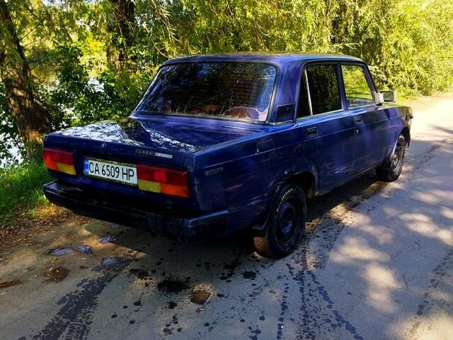 ВАЗ 2107 1991 в Умани на Automoto.ua Синий ВАЗ 2107, объемом двигателя 1.5 л и пробегом 140 тыс. км за 540 $, фото 1 на Automoto.ua