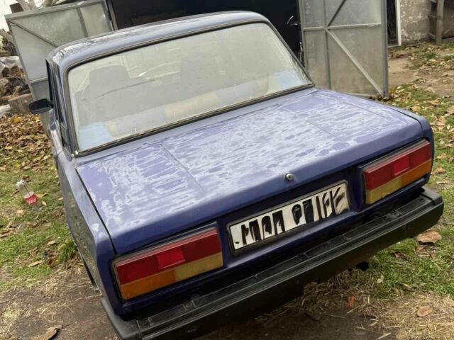 ВАЗ 2107 1991 в Березань на Automoto.ua Синий ВАЗ 2107, объемом двигателя 0 л и пробегом 100 тыс. км за 880 $, фото 1 на Automoto.ua