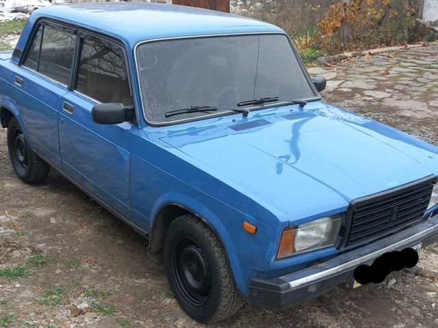 Синий ВАЗ 2107, объемом двигателя 1.5 л и пробегом 102 тыс. км за 711 $, фото 3 на Automoto.ua