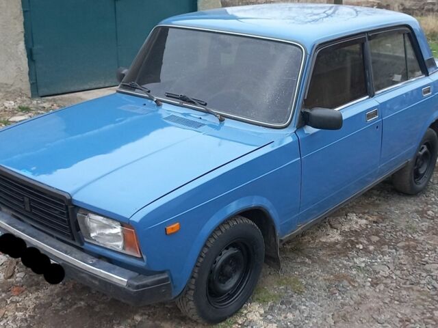 Синий ВАЗ 2107, объемом двигателя 1.5 л и пробегом 102 тыс. км за 711 $, фото 4 на Automoto.ua