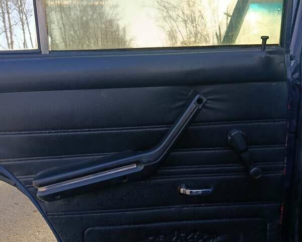 Синий ВАЗ 2107, объемом двигателя 1.3 л и пробегом 190 тыс. км за 600 $, фото 11 на Automoto.ua