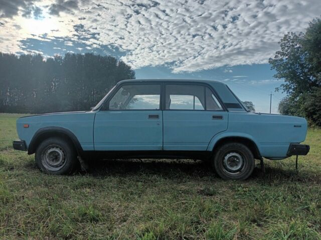 Синий ВАЗ 2107, объемом двигателя 0 л и пробегом 3 тыс. км за 711 $, фото 2 на Automoto.ua