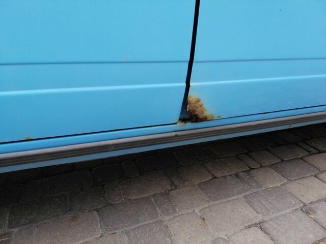 Синий ВАЗ 2107, объемом двигателя 1.5 л и пробегом 120 тыс. км за 598 $, фото 4 на Automoto.ua