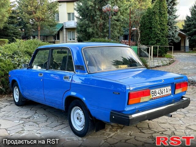 Синий ВАЗ 2107, объемом двигателя 1.5 л и пробегом 84 тыс. км за 1250 $, фото 2 на Automoto.ua