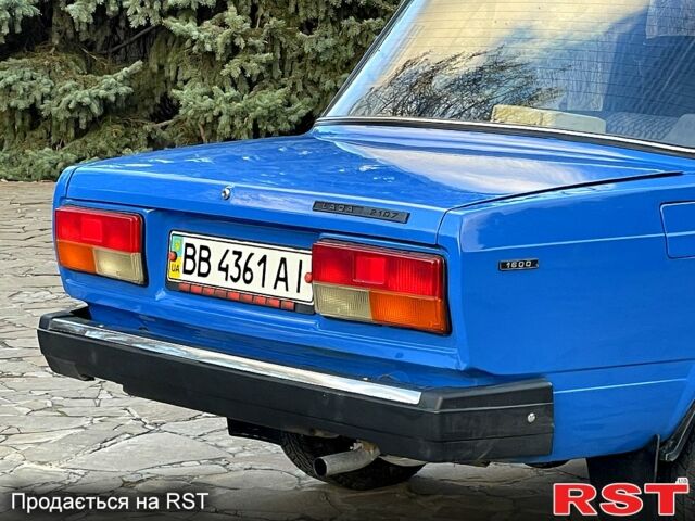 Синий ВАЗ 2107, объемом двигателя 1.5 л и пробегом 84 тыс. км за 1250 $, фото 4 на Automoto.ua