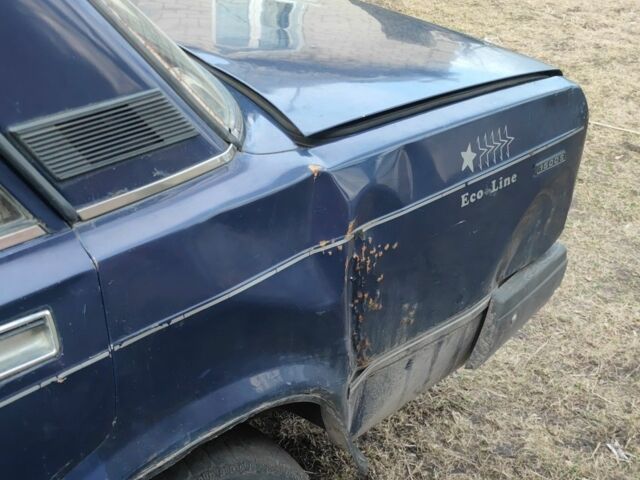 Синий ВАЗ 2107, объемом двигателя 1.5 л и пробегом 95 тыс. км за 239 $, фото 4 на Automoto.ua