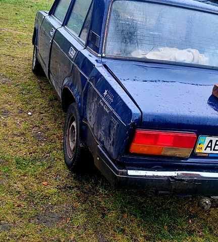 Синий ВАЗ 2107, объемом двигателя 15 л и пробегом 94 тыс. км за 400 $, фото 5 на Automoto.ua