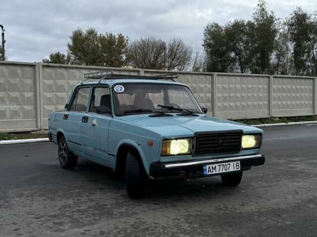 ВАЗ 2107 1995 в Андрушевке на Automoto.ua Синий ВАЗ 2107, объемом двигателя 1.5 л и пробегом 20 тыс. км за 750 $, фото 2 на Automoto.ua
