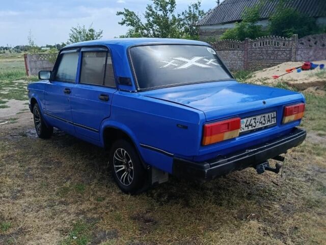 Синий ВАЗ 2107, объемом двигателя 1.5 л и пробегом 230 тыс. км за 700 $, фото 7 на Automoto.ua