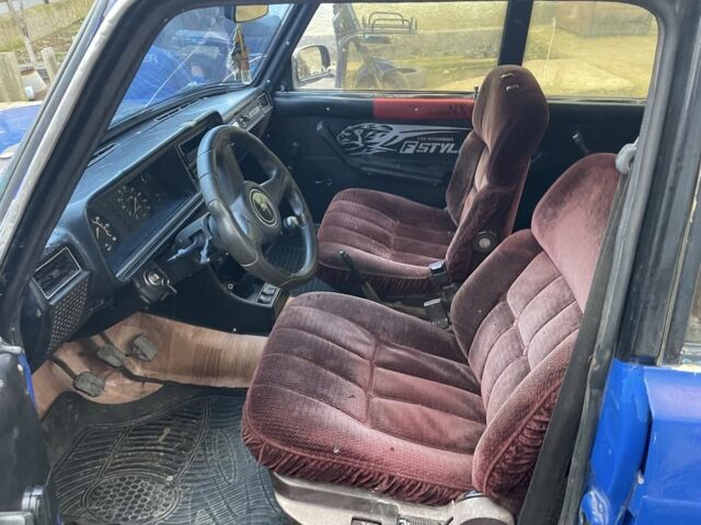 Синий ВАЗ 2107, объемом двигателя 1.5 л и пробегом 3 тыс. км за 829 $, фото 4 на Automoto.ua